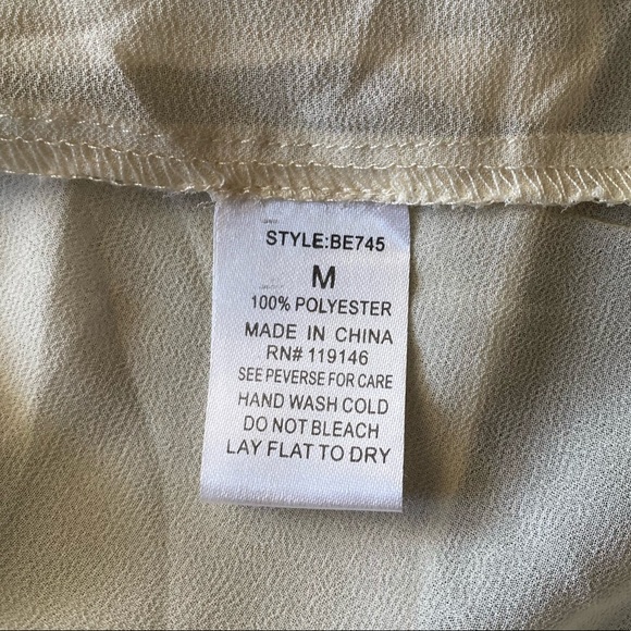 Button down Blouse - Picture 5 of 6